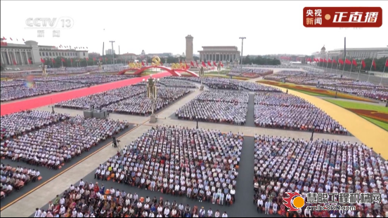 F-0701壮志雄心再担当！中联重科助力庆祝中国共产党成立100周年大会直播939.png