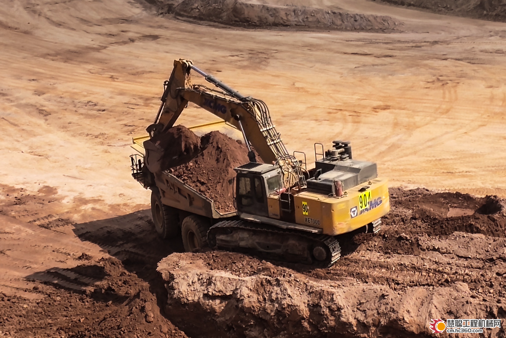 机械租赁_
    				XCMG Mining Future！徐工成套矿业装备惊艳印尼