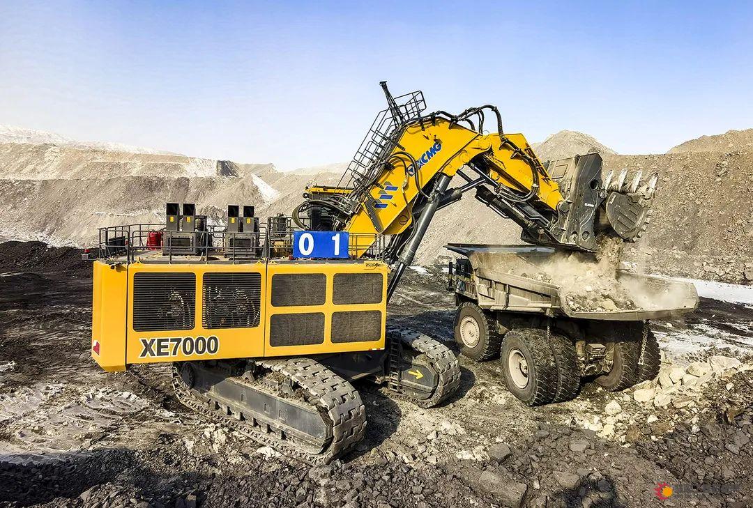 一周一款矿山机械 | 一铲60吨！徐工XE7000液压挖掘机