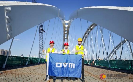 柳工欧维姆助力哈萨克斯坦阿斯塔纳轻轨建设