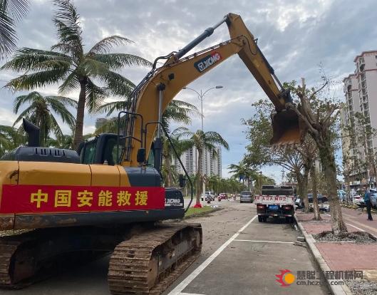 央视直击！台风“摩羯”过后，这群忙碌的“徐工金”照亮希望