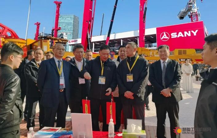 徐念沙会长到上海工程机械展（bauma CHINA 2024）参观调研