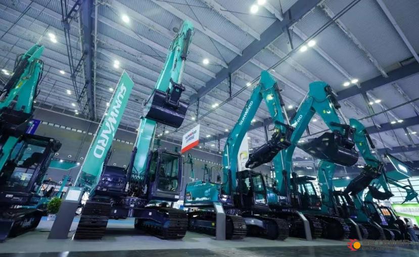 2025 CICEE | 从单一工具迈向多元化解决方案，山河智能呈现非凡挖掘机风采