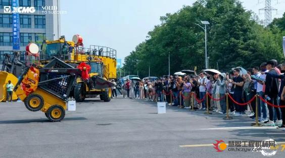 全球订单纷至沓来！徐工装载机械助力多元施工场景升级