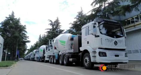 “多拉快跑”利器！中集车辆20台EV·DTB半挂搅拌车挺进大湾区