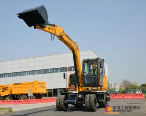 柳工908FW轮式挖掘机：市政工程全能手，硬核配置重新定义7吨级标杆