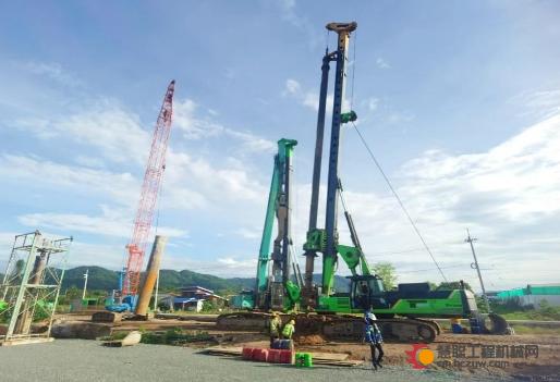 攻坚复杂地貌 定制工法破局┃泰信机械 KR300C 助力泰国清莱高架桥建设